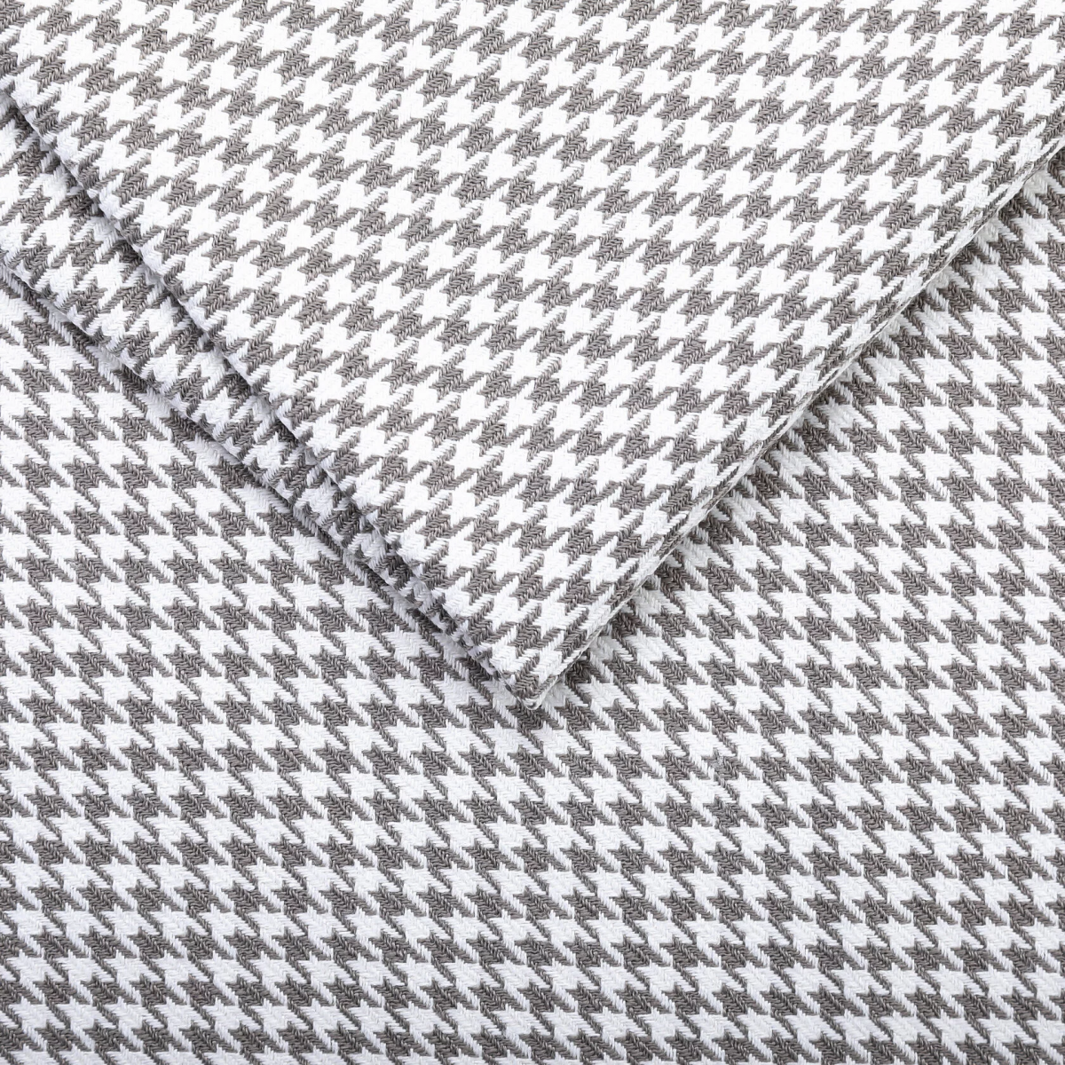 400-Жаккард "гусинная лапка"