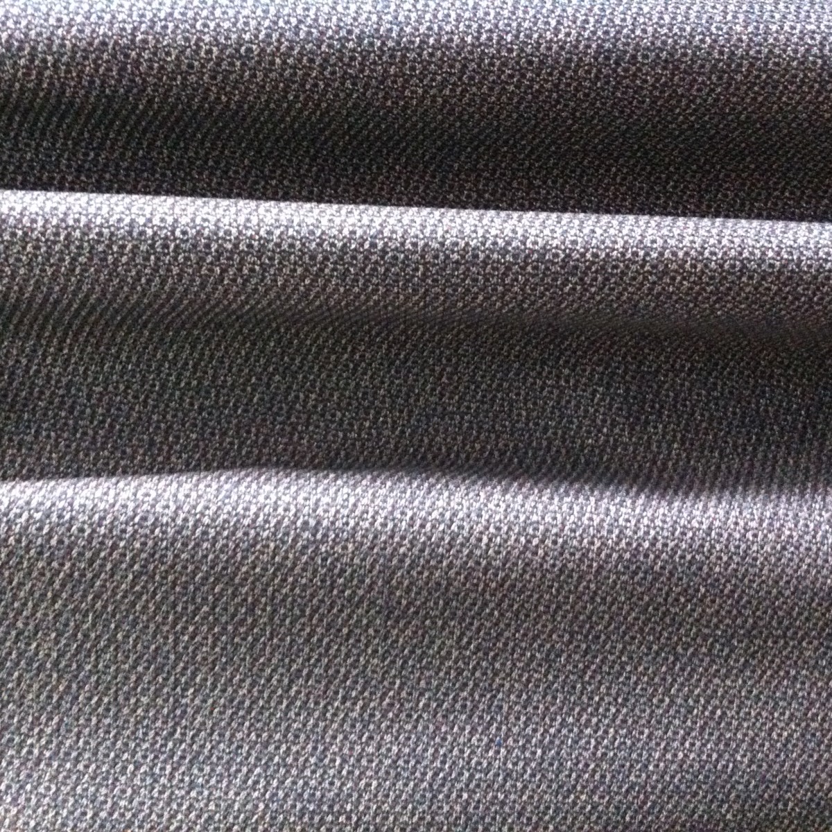 Костюмная серая