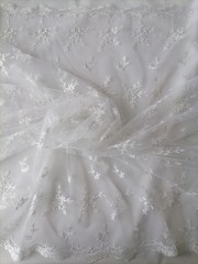 Вышивка на сетке Вышивка на сетке